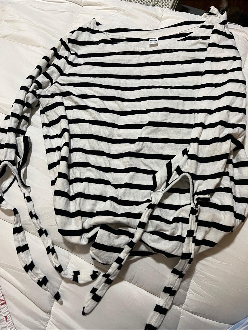 Black & White Striped Tie-Sleeve Women's Top